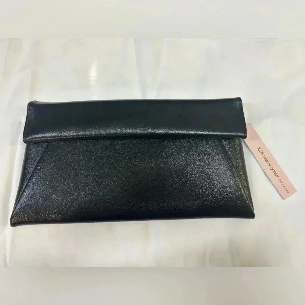 BLOOMINGDALES AQUA DESIGNER CLUTCH